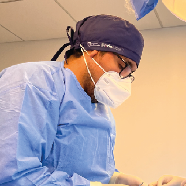 Dr. Ezequiel Acuña S.